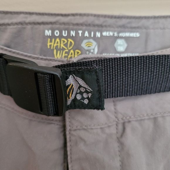 Mountain Hardwear Cargo Hiking Shorts - a - Picture 4 of 5